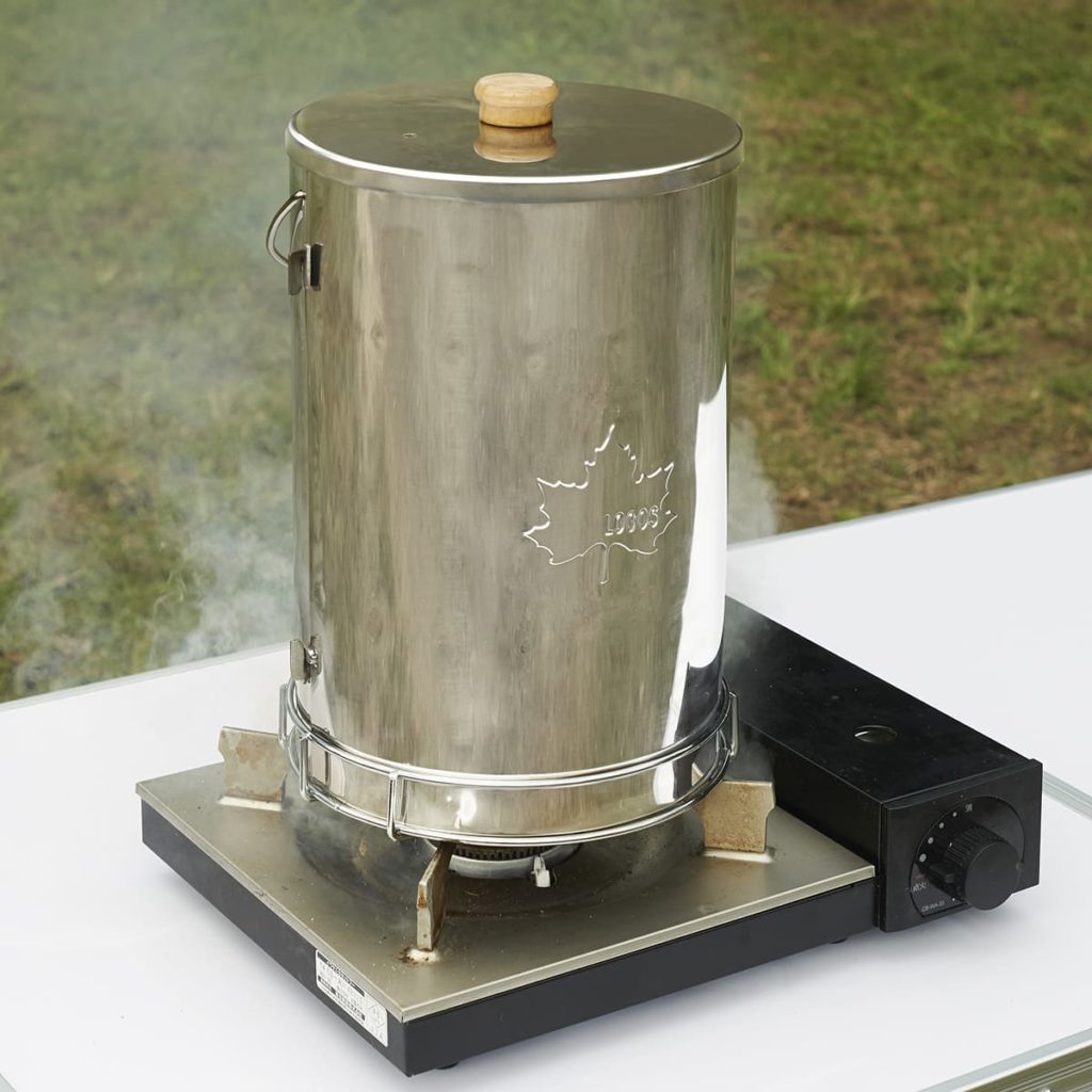 LOGOSの森林 ファミリースモーカーは温燻熱燻対応