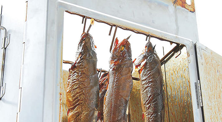 ユニフレーム『フォールディングスモーカー』のブログ・口コミ紹介